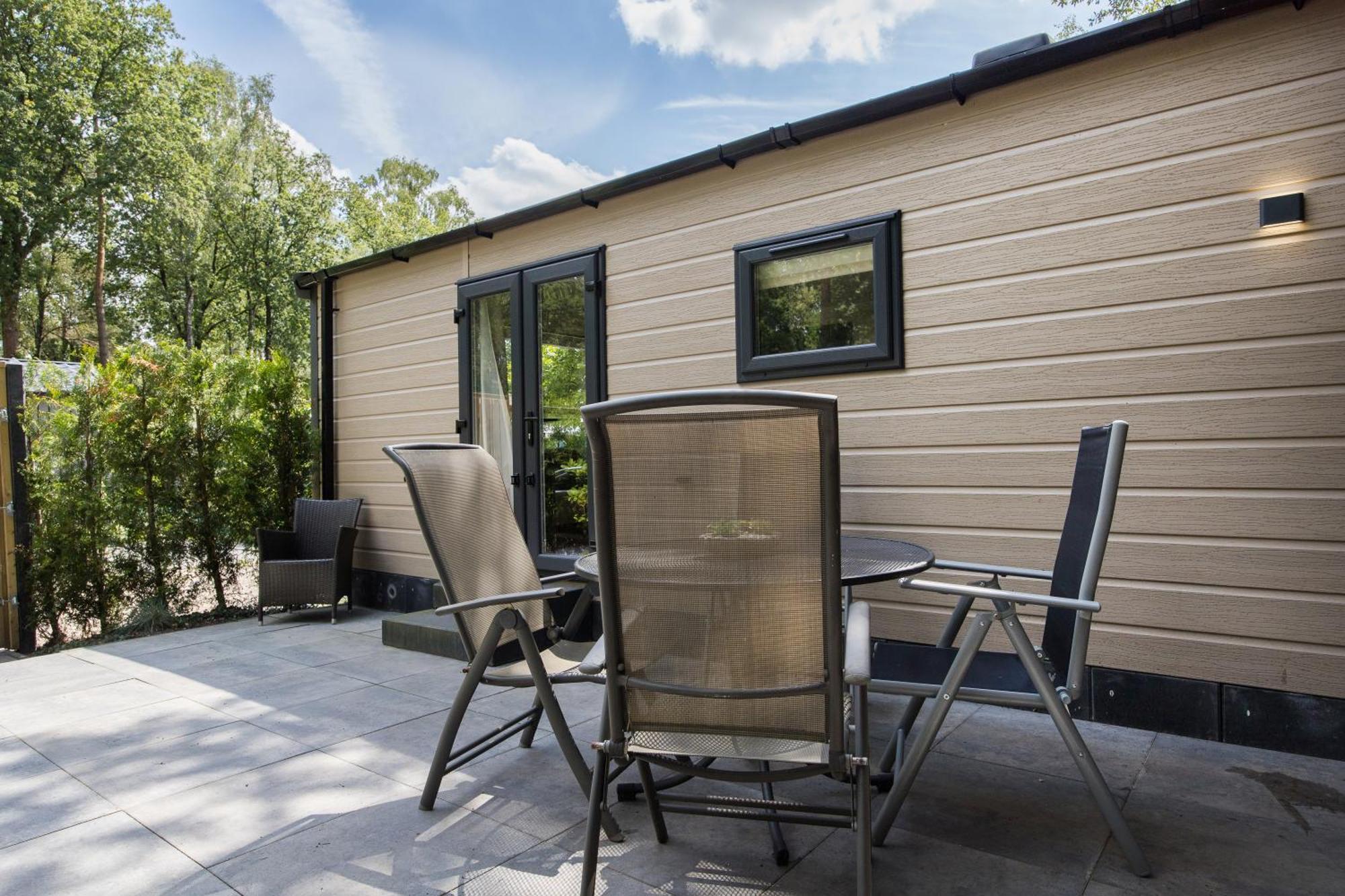 Veluwe Hoenderloo Luxury Chalet With Private Sauna And Hot Tub - Swimming Pool Tennis Court Supermarket Bowling Alley Theatre And Entertainment For Children Kültér fotó